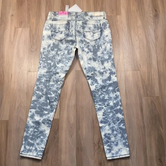 Almost Famous Skinny jean w striped splatter bleach print retro size 7 - Picture 13 of 16